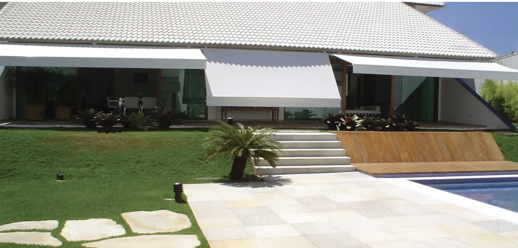 Toldo de Braços Retráteis